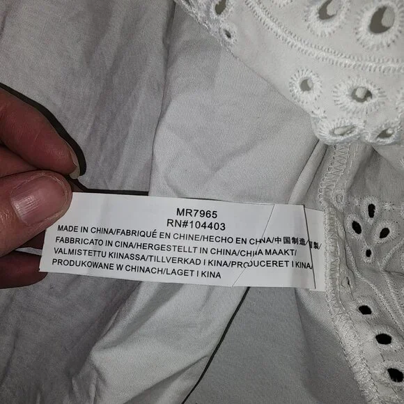 Tuckernuck Moon River White Ruffle Eyelet Top Small - Picture 7 of 9